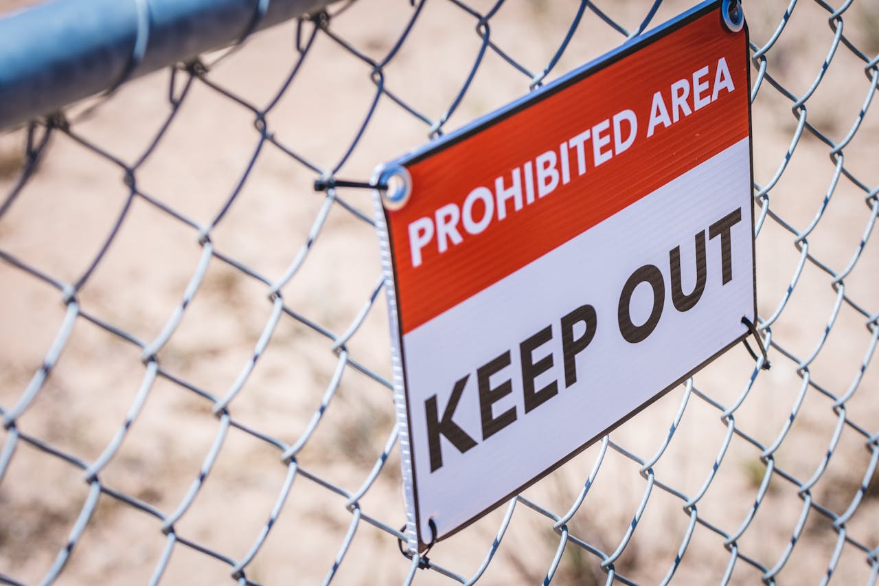 Chain Link Fences: The Practical Choice for Property Boundaries