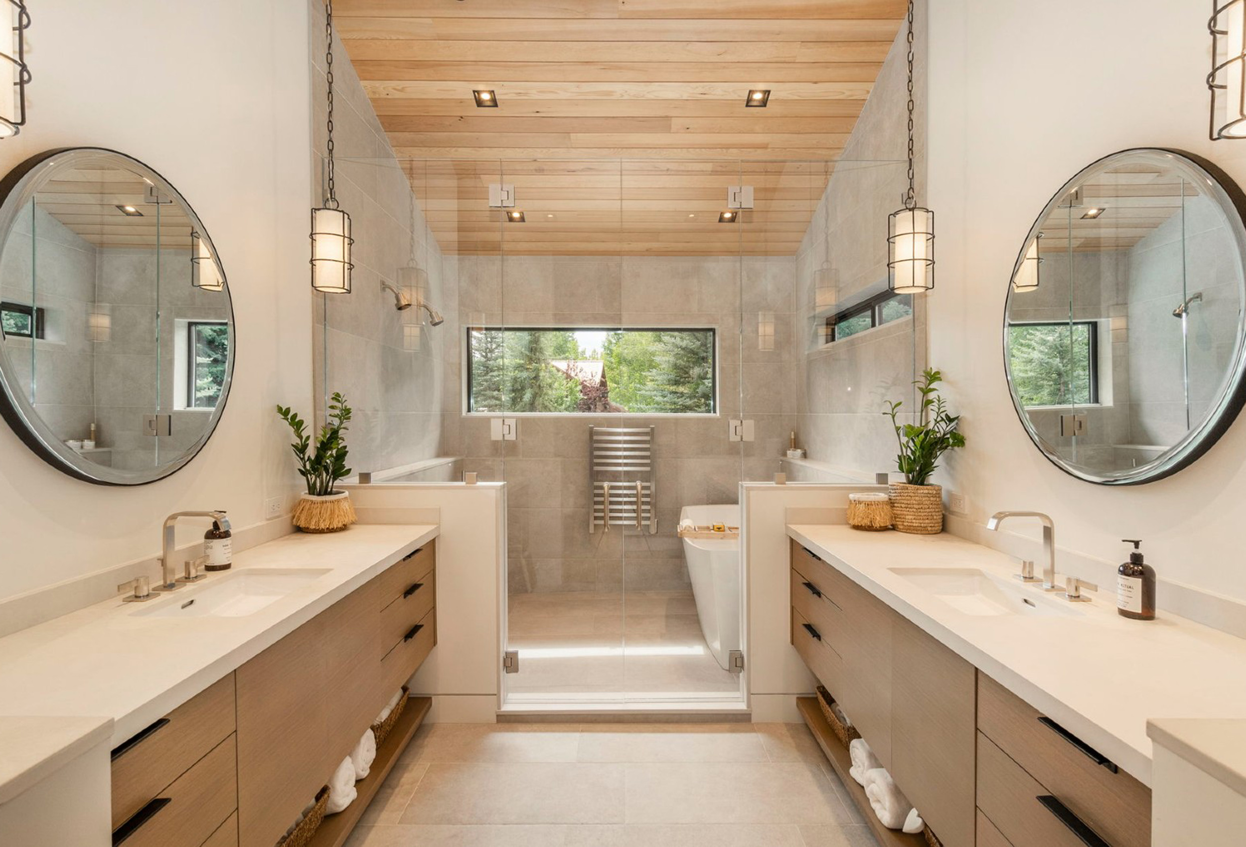 What Is a Luxury Wet Room?